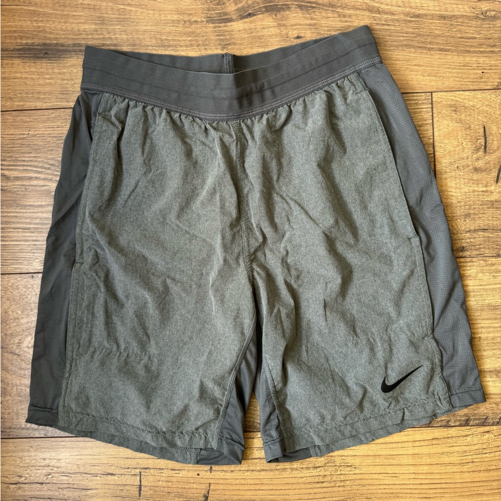 Nike 7inch athletic shorts. Size small.